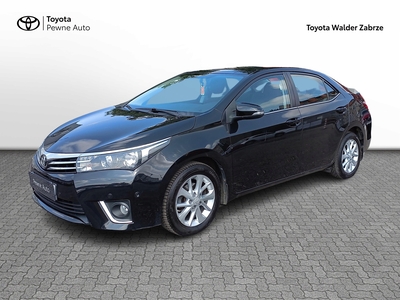 Toyota Corolla X Sedan Facelifting 1.6 Valvematic 132KM 2014