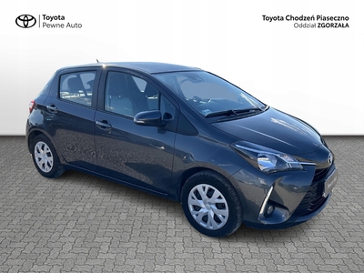 Toyota Yaris III Hatchback 5d Facelifting 2017 1.5 Dual VVT-iE 111KM 2020