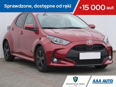 Toyota Yaris IV Hatchback 1.5 Dynamic Force 125KM 2021