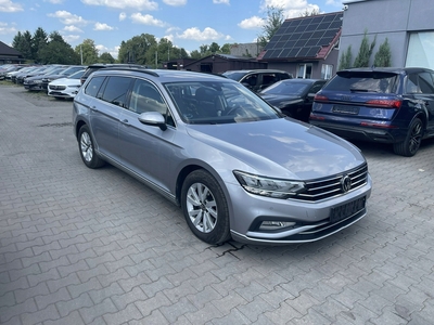 Volkswagen Passat B8 Variant Facelifting 2.0 TDI SCR 150KM 2021