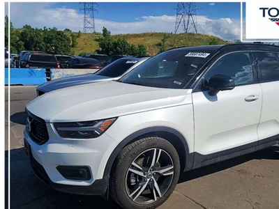 Volvo XC40 2021