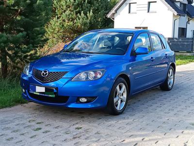 Mazda 3 1.6 benzyna 2004r, 230 tyś przebiegu, długie opłaty, sprawna.