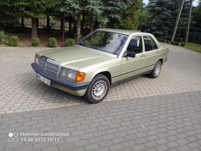 Mercedes Benz 190 2.0 benzyna 1984r.