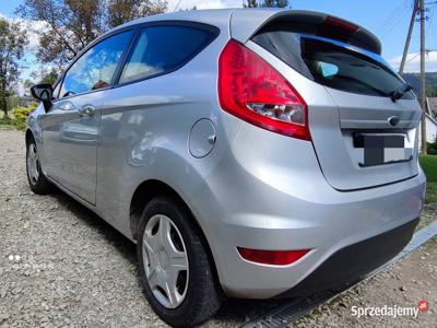 Okazja bardzo zadbany Ford Fiesta 2012 r. 1.4 TDCI