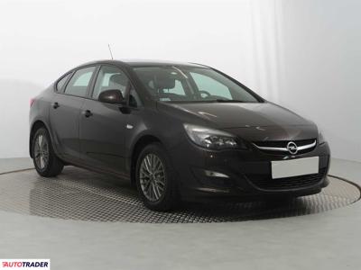 Opel Astra 1.6 113 KM 2015r. (Piaseczno)