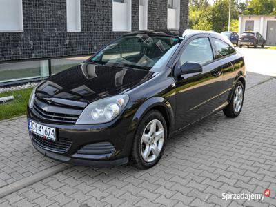 Opel Astra GTC 1,9CDTI Lift Bezwypadkowy