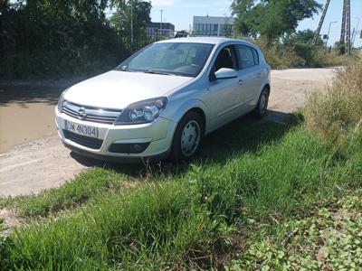 Opel Astra H 1.8 klimatyzacja