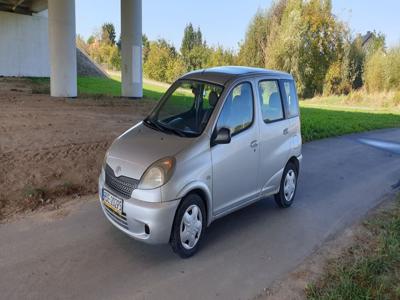 Yaris verso 1.3 vti 2000r do jazdy technicznie stan bardzo dobry!!