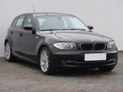 BMW SERIA 1 I (E81/E82/E87/E88) BMW SERIA 1 , Klima, Parktronic, Podgrzewane siedzienia,ALU