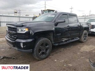 Chevrolet Silverado 5.0 benzyna 2018r. (DYER)