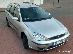 Ford Focus TDDI disel 2003 rok , hak