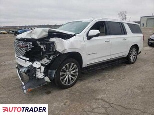 GMC Yukon 6.0 benzyna 2022r. (KANSAS CITY)