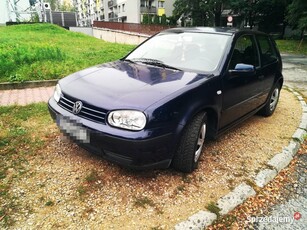 Golf IV 1.6 rocznik 2000