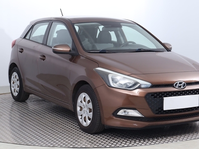 Hyundai i20 , Salon Polska, Klima