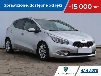 Kia Ceed II Hatchback 5d 1.6 CRDi 110KM 2013