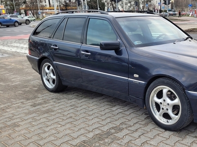 Mercedes Klasa C W202 Sedan W202 2.5 Turbo-D 150KM 1997