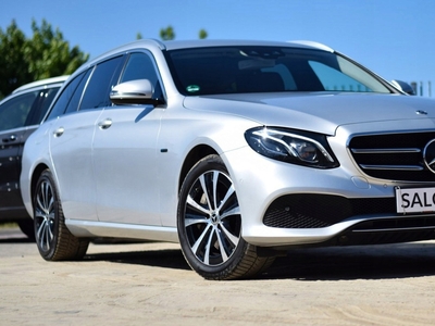 Mercedes Klasa E W213 Kombi Plug-in Facelifting 2.0 E300de 306KM 2020