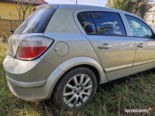 Opel Astra H 1,6 gaz LPG 2004