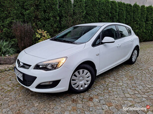 Opel Astra Selection 1.6 J (2009-2019)