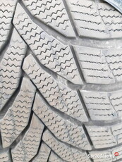 Opony zimowe 235/55 r19