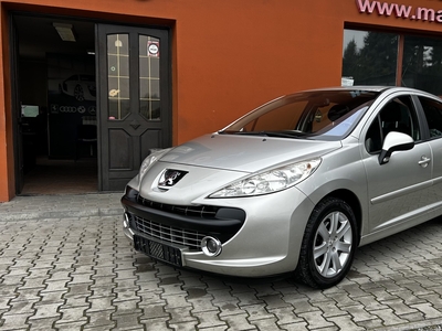 Peugeot 207 BEZWYPADKOWY, CLIMATRONIC, SUPER STAN