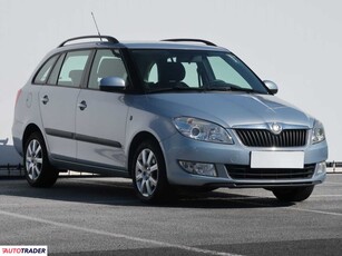 Skoda Fabia 1.2 84 KM 2011r. (Piaseczno)