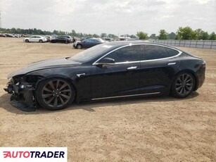 Tesla Model S benzyna 2018r. (LONDON)