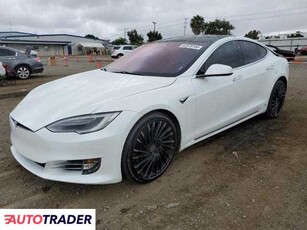 Tesla Model S benzyna 2018r. (SAN DIEGO)