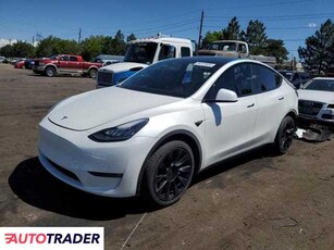 Tesla Model Y benzyna 2022r. (DENVER)