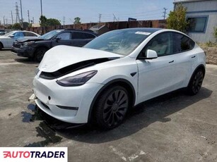 Tesla Model Y benzyna 2023r. (WILMINGTON)