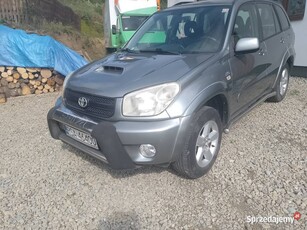 Toyota RAV4 II 2 0 D4D 4x4 2005r