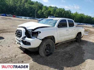 Toyota Tacoma 3.0 benzyna 2022r. (GRENADA)