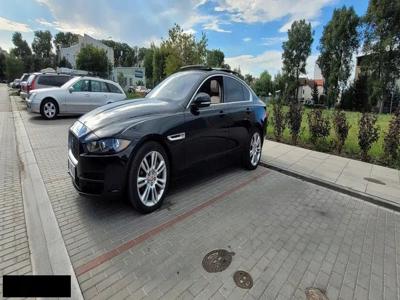 Jaguar XE Sedan 2.0 i4 250KM 2018