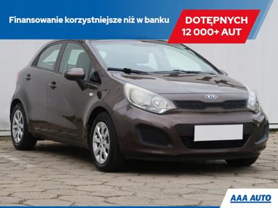 Kia Rio III Hatchback 3d 1.1 WGT 75KM 2012