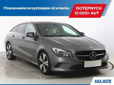 Mercedes CLA C117 Shooting Brake 1.6 180 122KM 2016