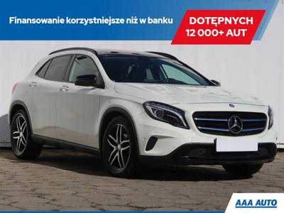 Mercedes GLA I Off-roader 1.6 200 156KM 2016