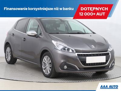 Peugeot 208 I Hatchback 5d Facelifting 1.2 PureTech 110KM 2018