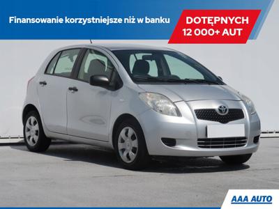 Toyota Yaris II Hatchback 5d 1.0 VVT-i 69KM 2006