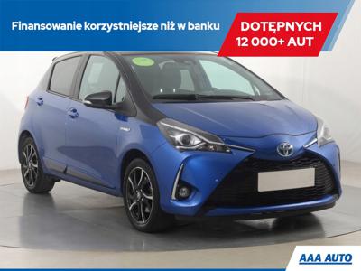 Toyota Yaris III Hatchback 5d Facelifting 2017 1.5 Hybrid 100KM 2018