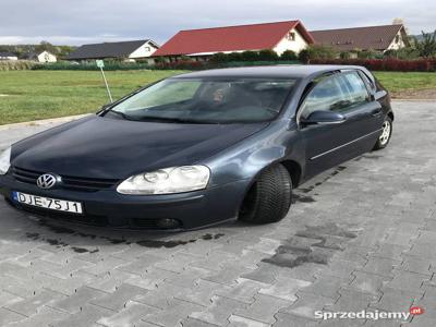 Volkswagen Golf V 1.4 benzyna