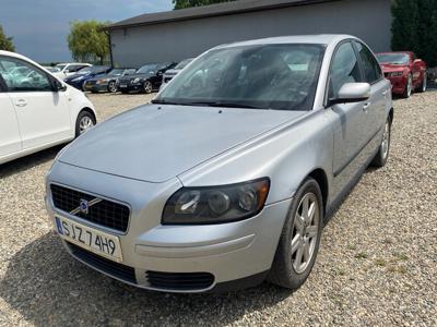 Volvo S40 II 2.0 D 136KM 2004