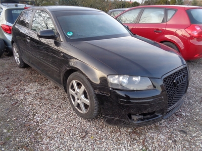 Audi A3 8P Hatchback 3d 1.6 102KM 2008