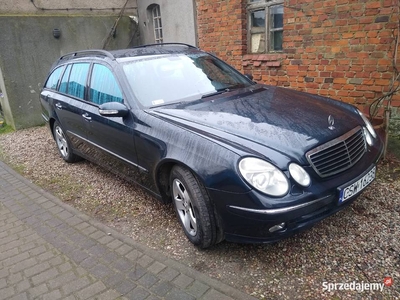 Mercedes E 270 Claas w 211 samochód osobowy kombi 170 km