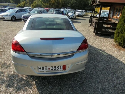 Opel Astra Cabrio -bezwypadkowe , opłacone , wyposażone , foto 40szt