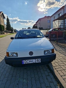 Passat kombi 1.8 kat.