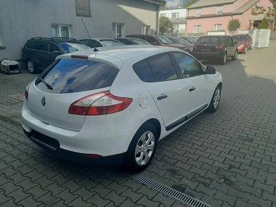 Renault Megane 1,6i klima stan BDB 5 drzwi bezwypadkowy
