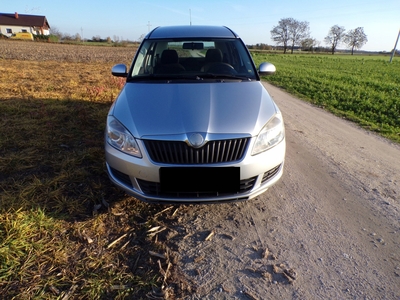 Skoda Roomster Mikrovan Facelifting 1.6 TDI CR DPF 105KM 2010