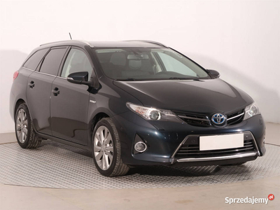 Toyota Auris Hybrid