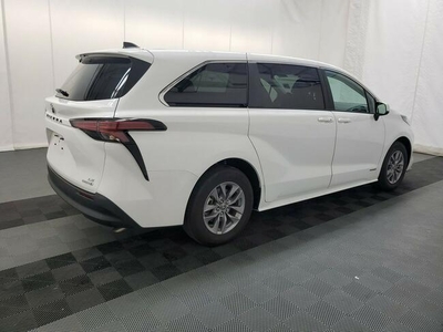 Toyota Sienna 2.5 SE