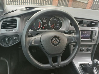 Volkswagen Golf 1.2 TSI Blue Motion Parktronic przód i tył Serwisowany w ASO